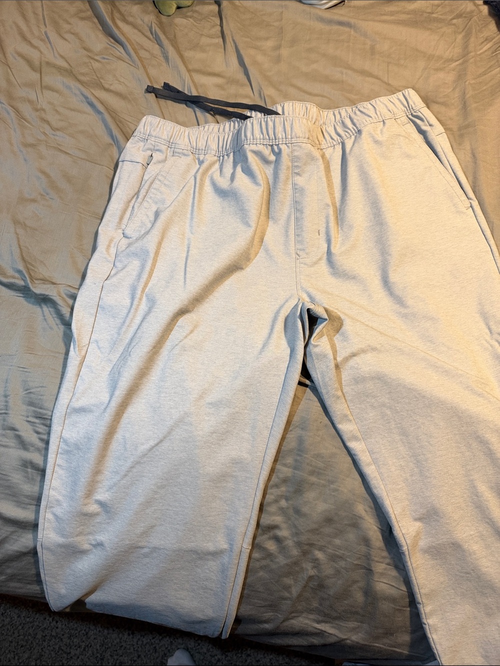 Tommy Bahama Light Gray Sweatpants with Black Drawcord